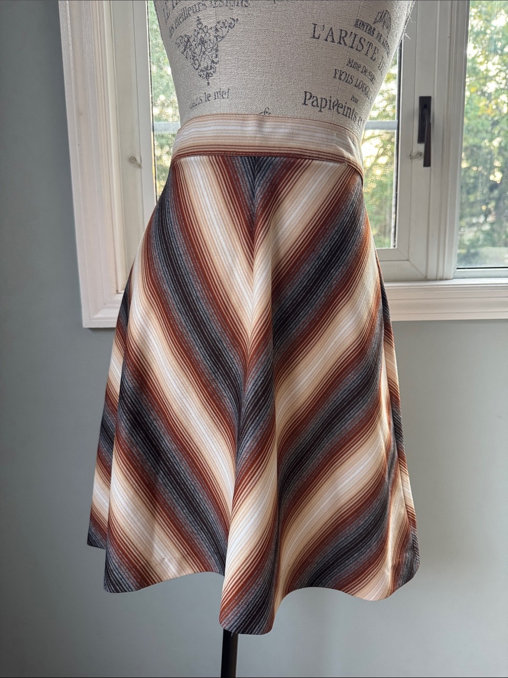 Union Made 70’s skater full mini skirt collegiate chevron brown stripes small